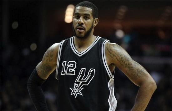 正视赛场外 正视赛场外